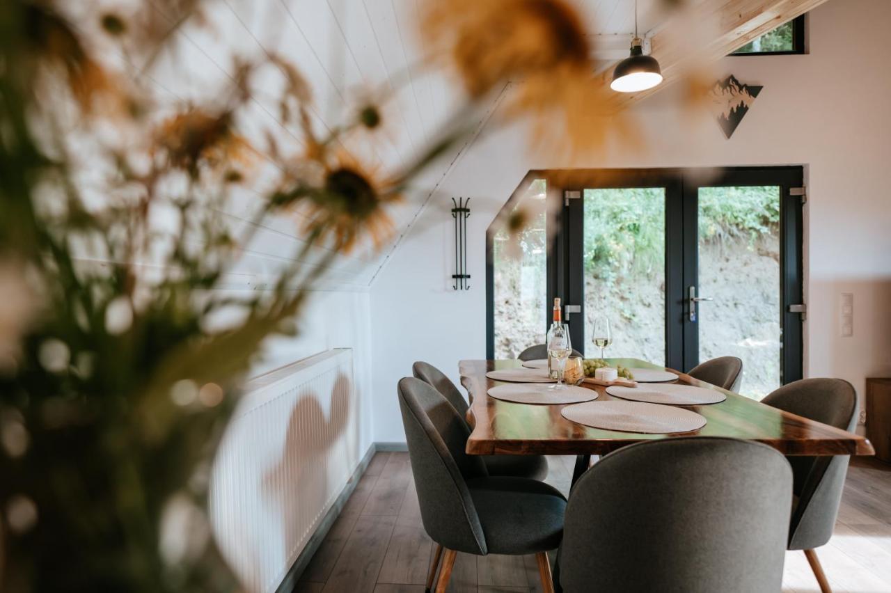 Wild Cabin Malaia Ngoại thất bức ảnh